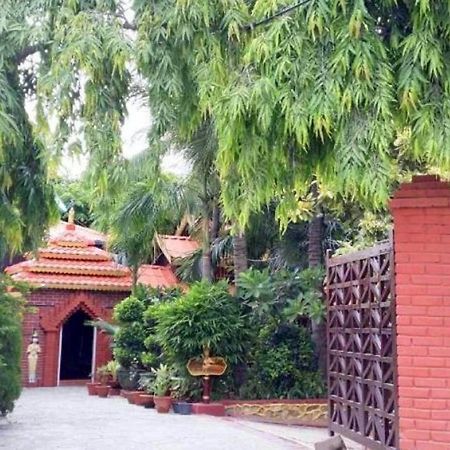 Golden Mandalay Hotel Exterior foto
